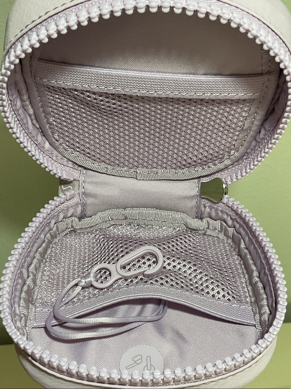 lululemon athletica Clippable Organizer Pouch - LLAY/LOTU - Picture 6 of 6